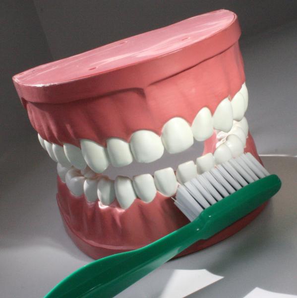 Image showing charter technique of brushing teeth 